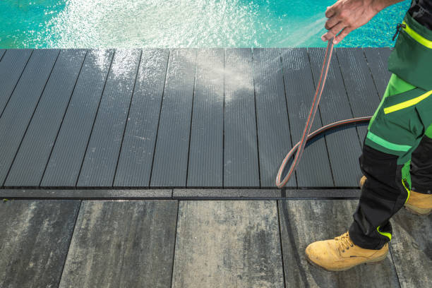 Best Pressure Washing Contractors  in Woodsi East, DE